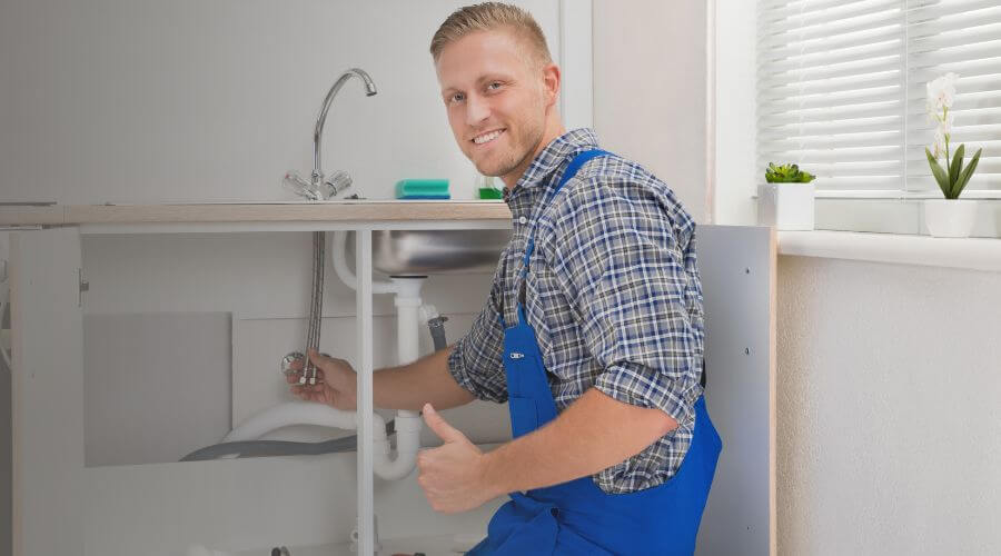 Local water heater installation in Augusta, IL